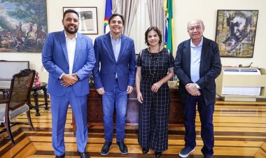 Em uma produtiva reunião de articulação política em Recife, avançamos em pautas cruciais para o Sertão