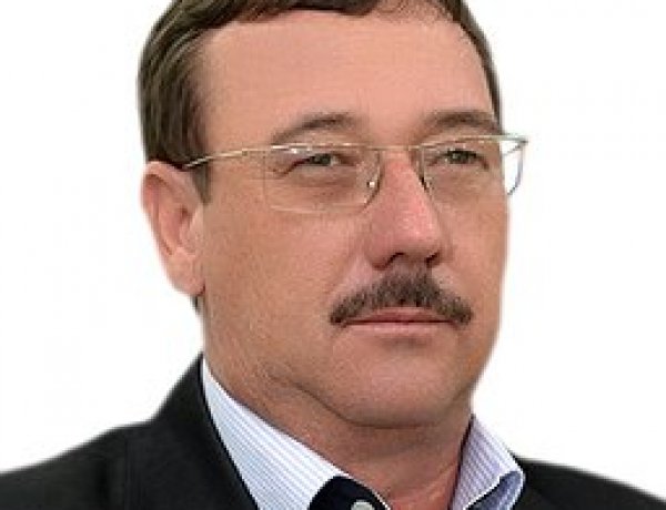 Ronny Barbalho é condenado a devolver dinheiro por fraude em licitação e serviços fantasmas